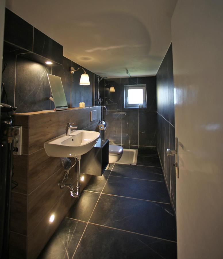 K House 5* Apartments Kaufungen Ngoại thất bức ảnh